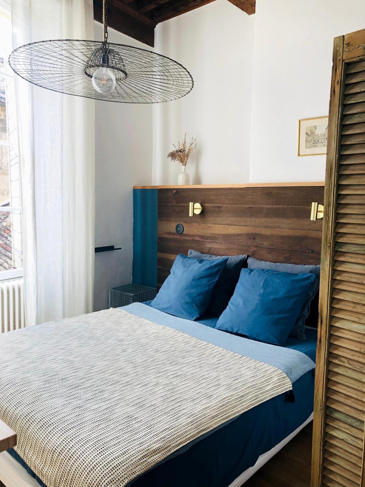 La Boheme Place Aux Herbes Uzès Eksteriør billede